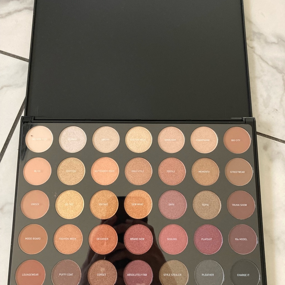 Morphe 35F Fall Into Fabulous Artistry Palette